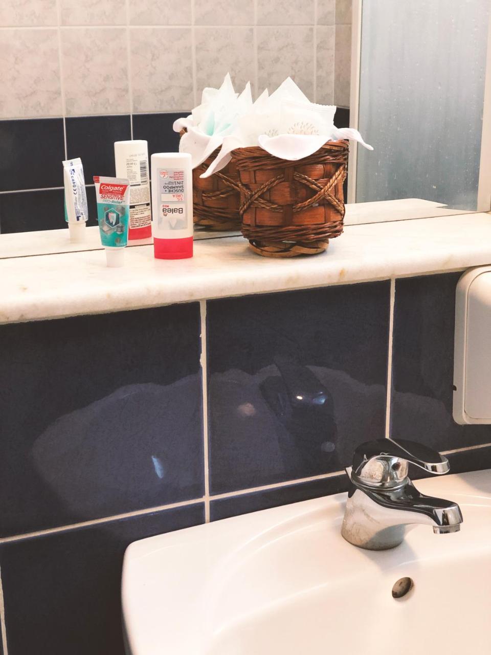 סראייבו Hotel Imzit Dobrinja מראה חיצוני תמונה